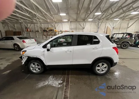 2019 Chevrolet Trax Ls z USA, uszkodzony, nr VIN 3GNCJNSB9KL354084